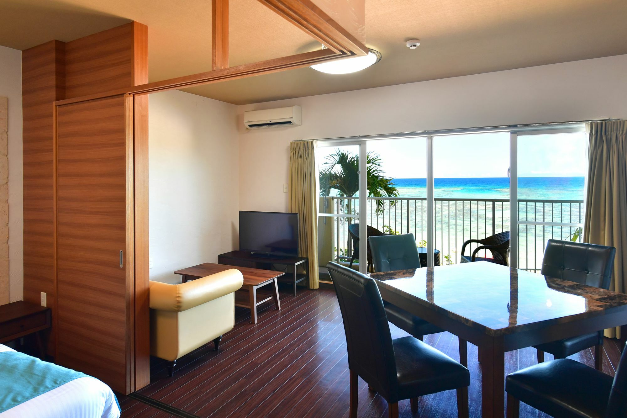 Churaumi On The Beach Motobu Exterior photo